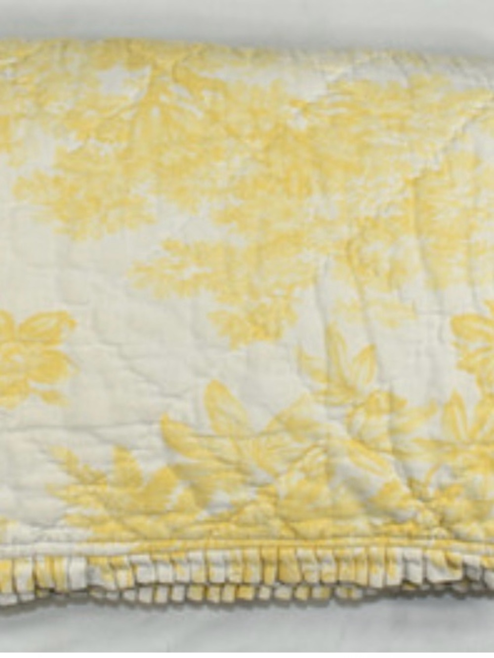 Pottery Barn Yellow Floral Quilted Coverlet Blanket size King - Picture 2 of 8